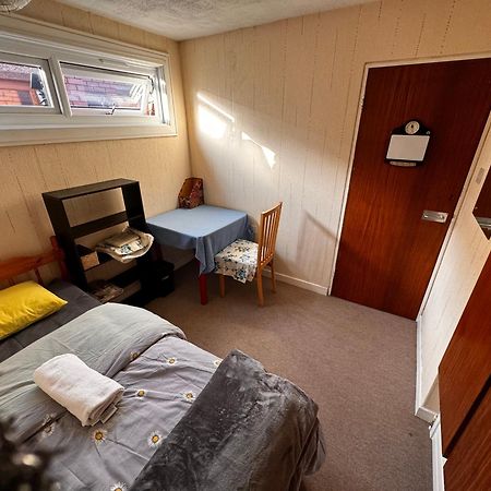 Double Room Best Location Near Shopping Center & Free Parking Coventry Exteriér fotografie